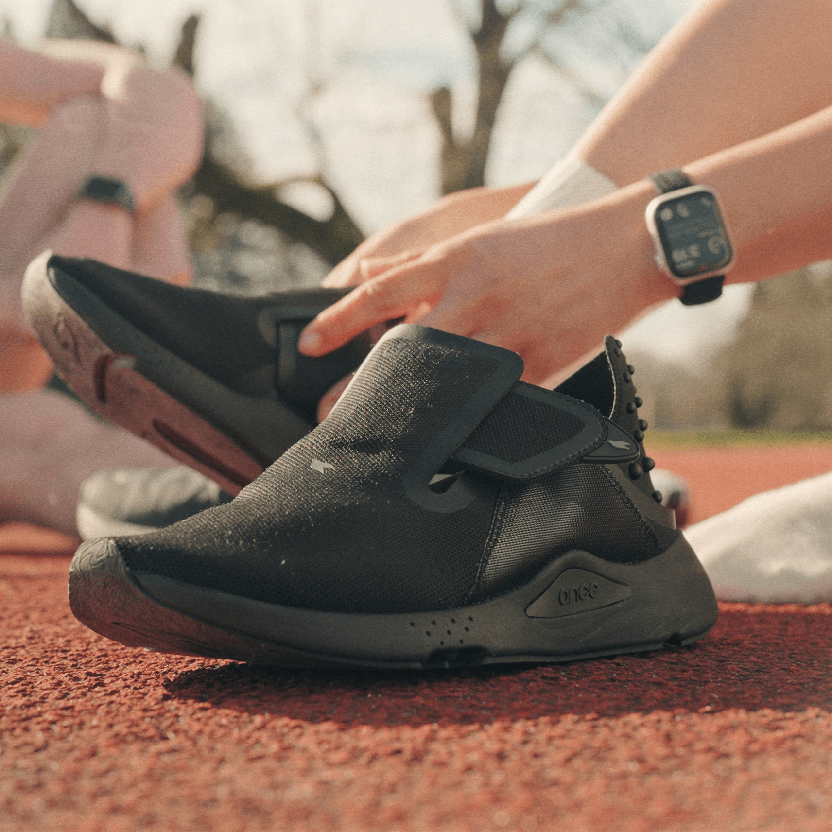 Oslo Black Recovery Sneakers