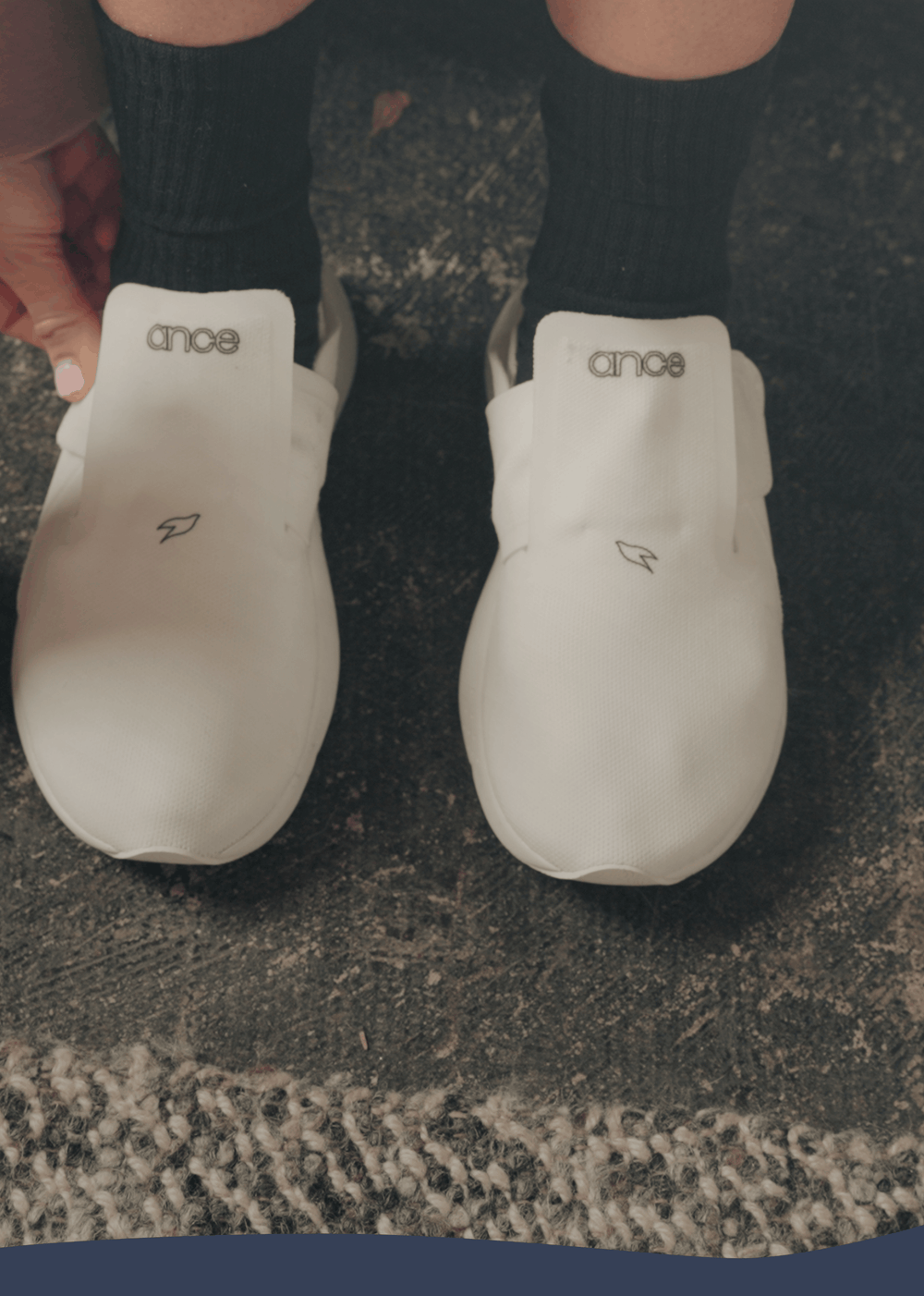 Wide toe box recovery shoes designed for natural alignment and improved blood circulation